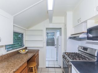 2534 E Manoa Rd #C, Honolulu, HI 96822