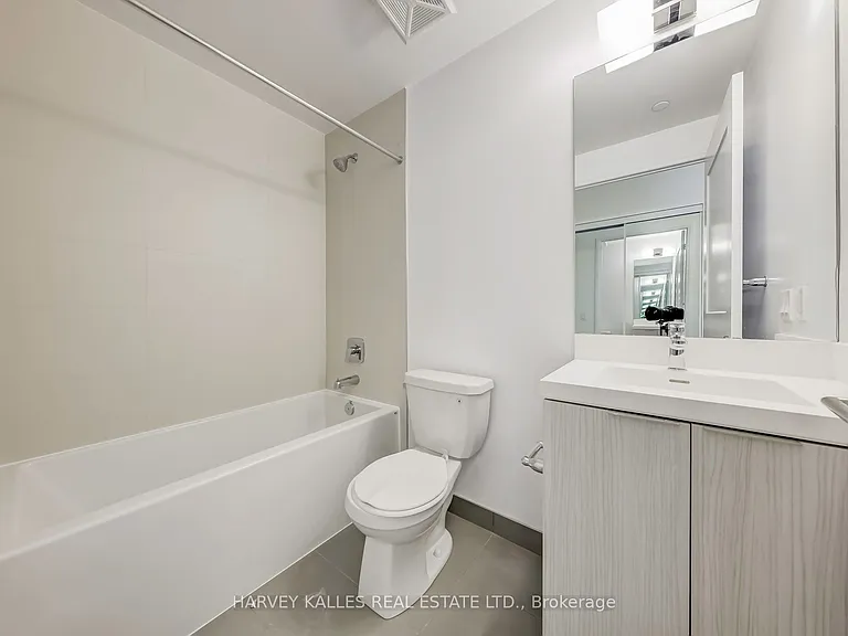 50 Dunfield Ave #Penthouse 17 — Photo 13