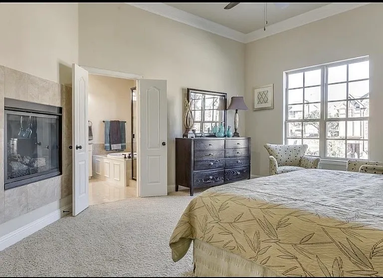 580 Hampshire Dr — Photo 14