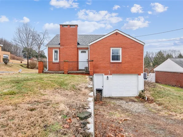 58 Maple St, Leechburg, PA 15656