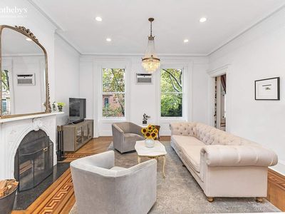 28 Remsen St APT 4, Brooklyn, NY, 11201