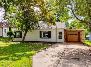 3912 53rd St, Des Moines, IA 50310