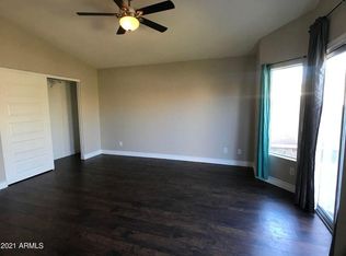 932 E Laredo St, Chandler, AZ 85225