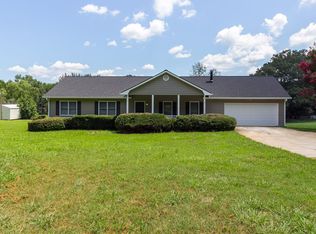 374 McGiboney Rd, Covington, GA 30016