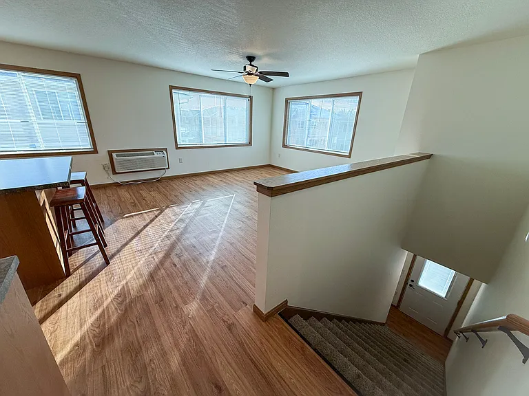 166 Terrence St #7 — Photo 4