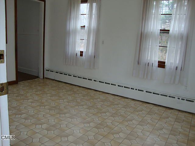 2nd image of 400 Nichols Ave