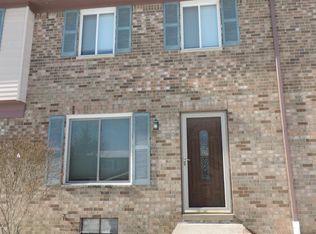 145 Sheffield Dr, Saline, MI 48176