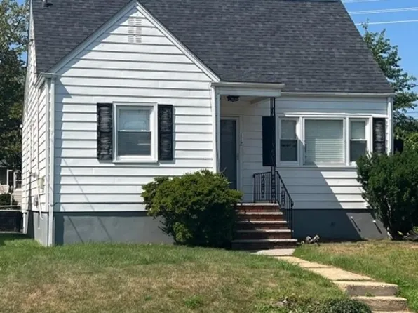 112 Dennis St, Roselle Boro, NJ 07203