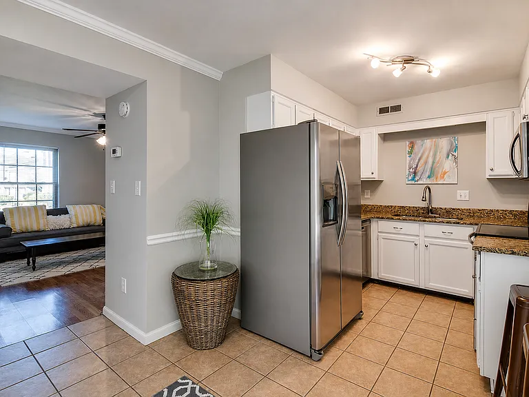 121 Ellington Pl — Photo 9