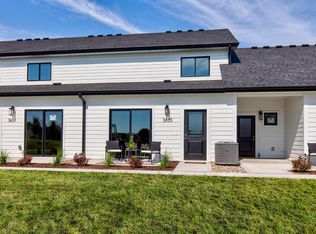 3627 NE Kara Ln, Ankeny, IA 50021
