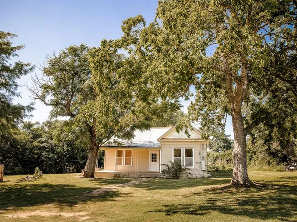 2670 Fm 389, Brenham, TX 77833
