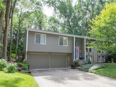 925 55th St, West Des Moines, IA, 50266
