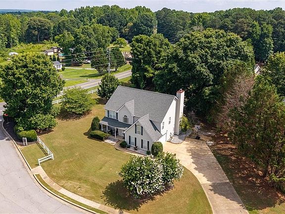 2nd image of 2615 Hamilton Parc Ln