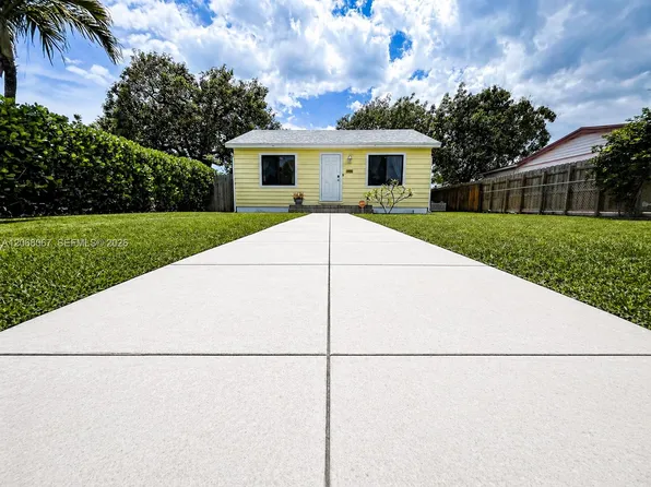 2330 Scott St, Hollywood, FL 33020