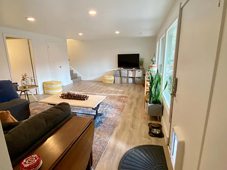 1326 E Downington Ave — Photo 10