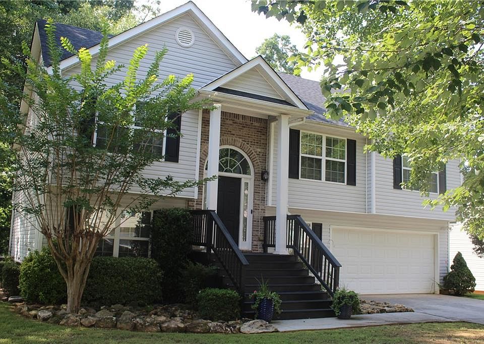 1st image of 4365 Round Stone Dr
