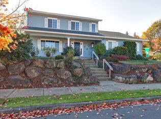 13605 Kestrel Ct, Oregon City, OR 97045