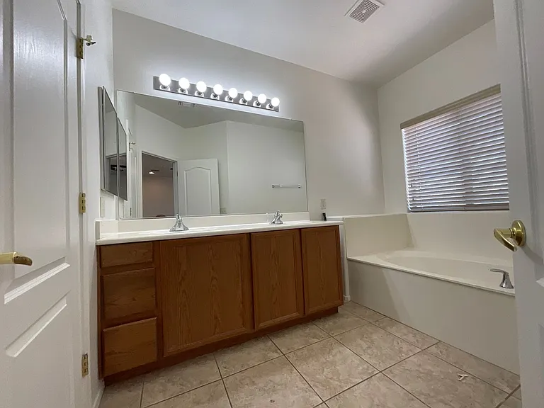 10890 E New Rock Ridge Dr — Photo 21