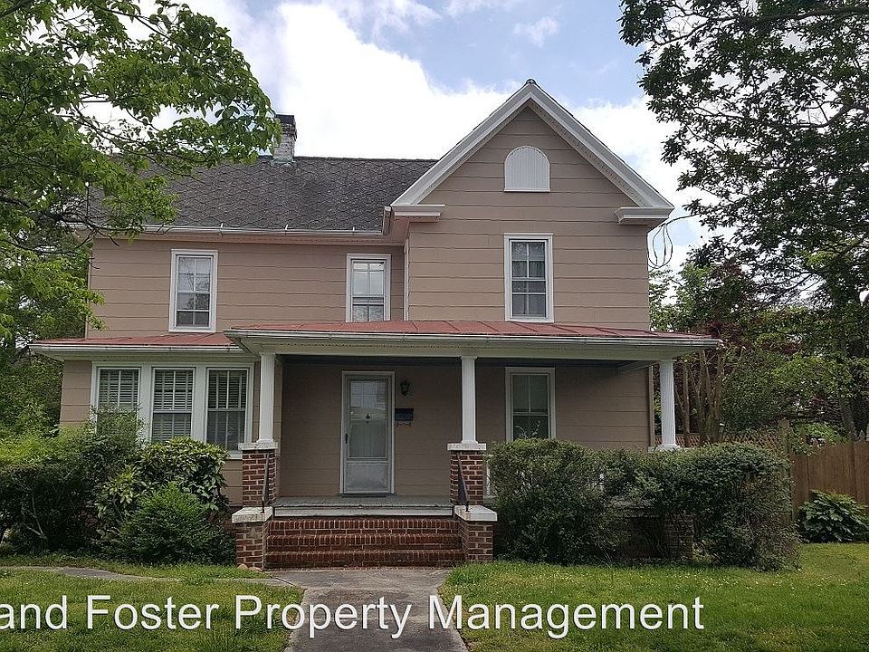 1st image of 701 Cedar St