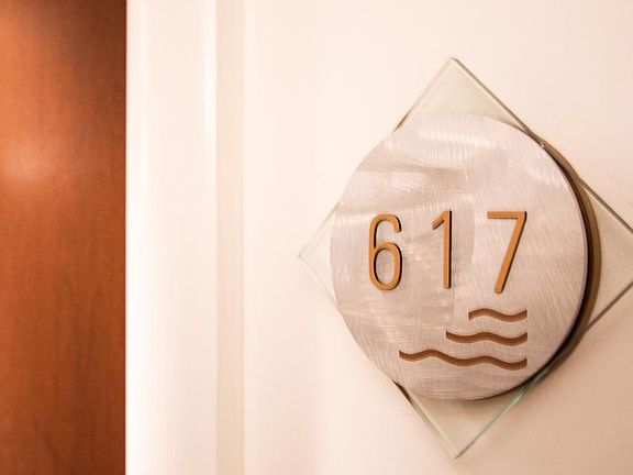 4th image of 403 Main St APT 617N