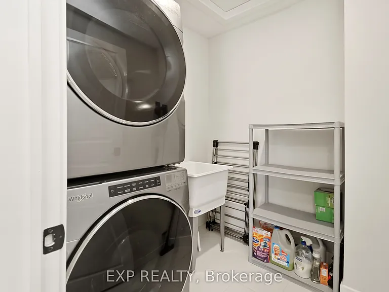 142 Sycamore St — Photo 33