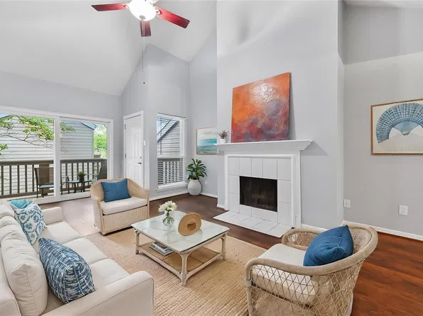 2100 Tanglewilde St APT 740, Houston, TX 77063