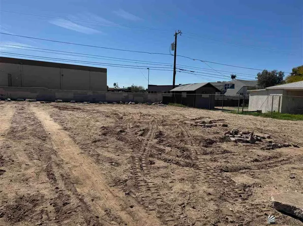 1305 W 15th St, Yuma, AZ 85364