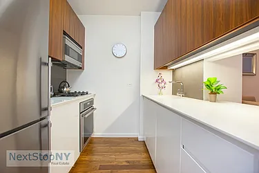 Sold by NextStopNY