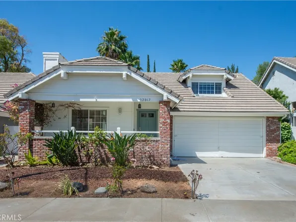23917 Bennington Dr, Santa Clarita, CA 91354