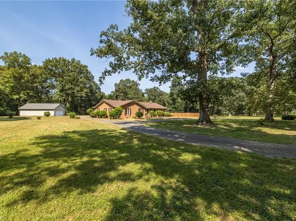 11081 Us Highway 158, Reidsville, NC 27320