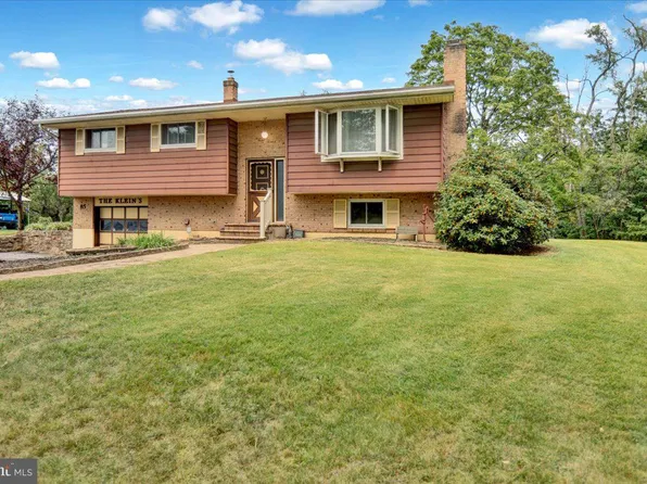 85 Spruce Ave, Birdsboro, PA 19508