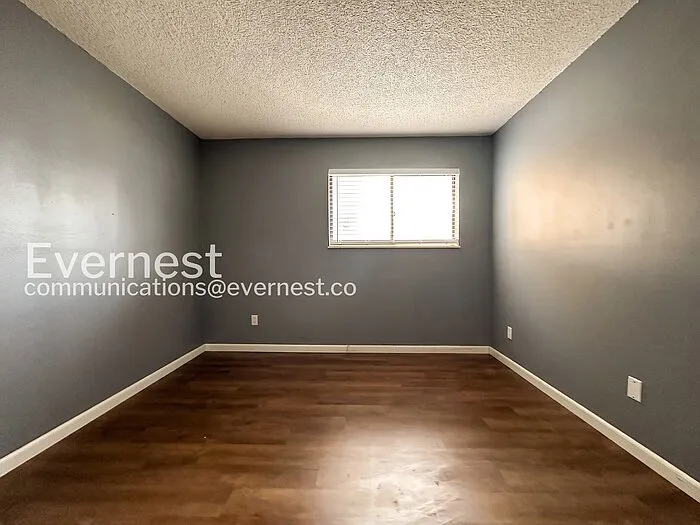 427 Wright St #108 — Photo 11