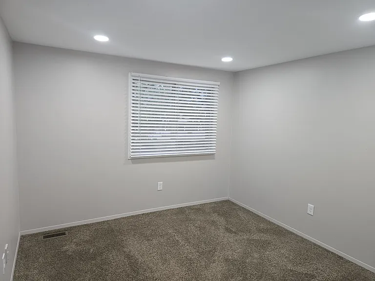 38177 Jamestown Dr — Photo 15
