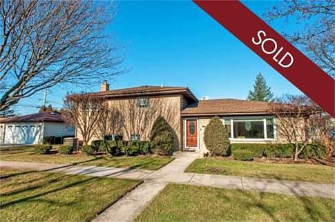 Must-see 3 bedroom with fabulous new chef's kitchen