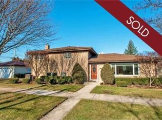 701 Lavergne Ave, Wilmette, IL
