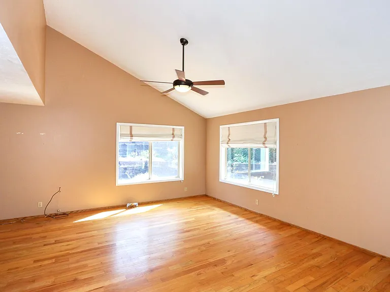 10729 S Maple Hill Cir — Photo 5