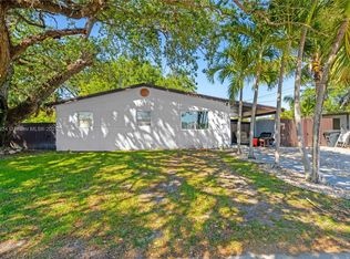 Lake Forest Sec 4, West Park, FL 33023