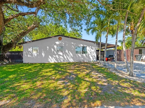 4111 SW 33rd St, West Park, FL 33023