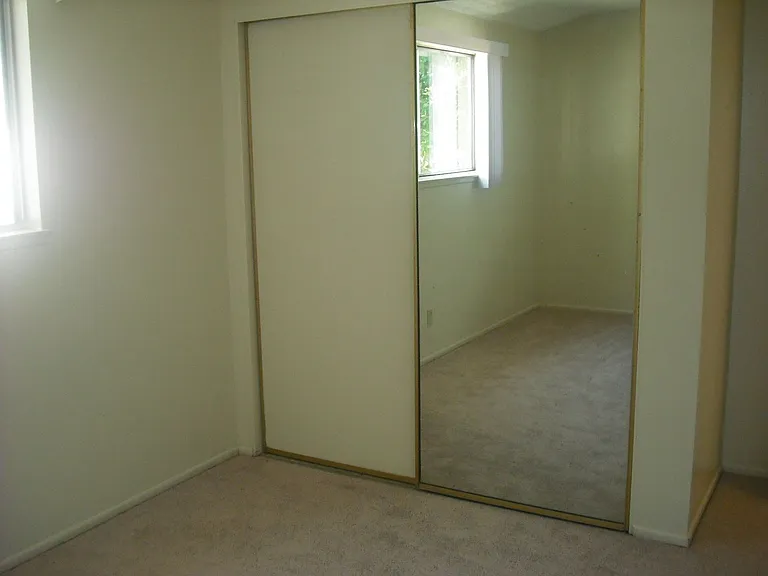 2557 Yardarm Ave — Photo 5