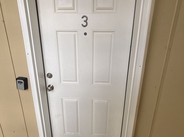 13 Gilmore Pond Rd