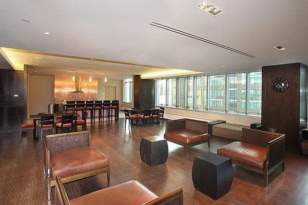 Sold by Compass | media 22