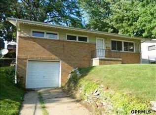 5802 Taylor St, Omaha, NE 68104