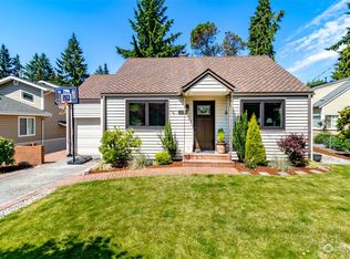 15449 21st Ave SW, Burien, WA 98166