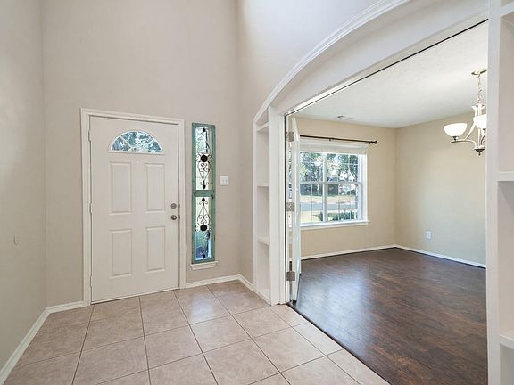 2nd image of 8315 Cardamon Ln