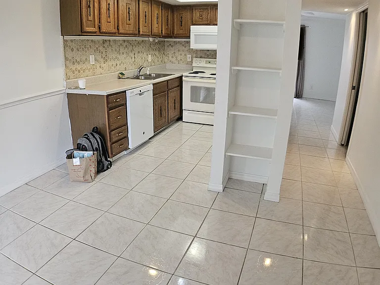 4001 Beneva Rd #123 — Photo 11