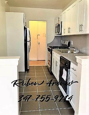 2nd image of 16201 Highland Ave #6