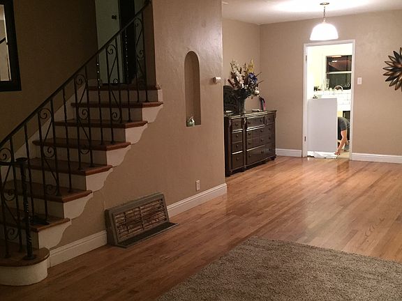 5th image of 1353 Parker Ave
