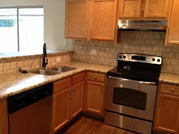 869 E Windsor Dr, Gilbert, AZ 85296
