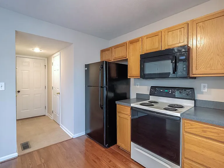 3324 Royal Troon Rd — Photo 5
