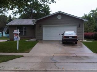 59 N Melrose Ave, Elgin, IL 60123